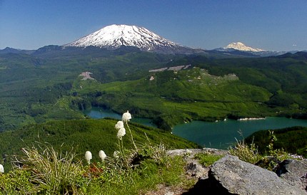 The summit of Mt Mitchell looms in front of Mt St Helens