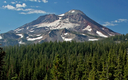 South Sister from trail to Camp Lake